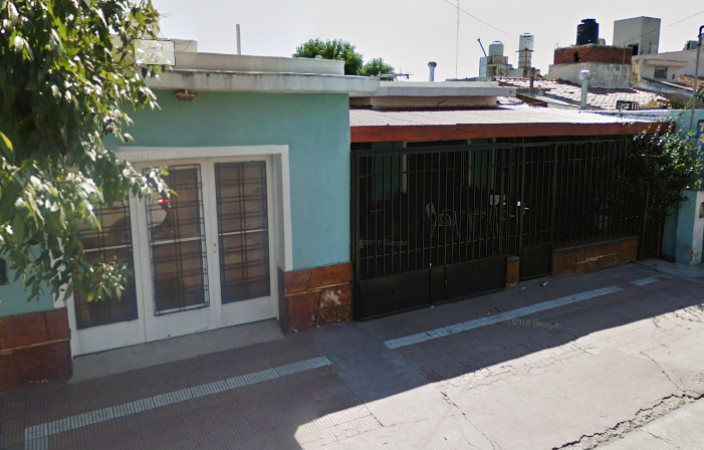 CASA EN VENTA SOBRE AV SANTA ANA 2500