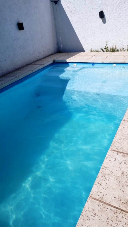 CASA EN VENTA Bo MANANTIALES