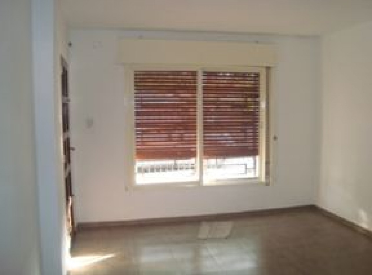 CASA EN ALQUILER BARRIO ALTO ALBERDI