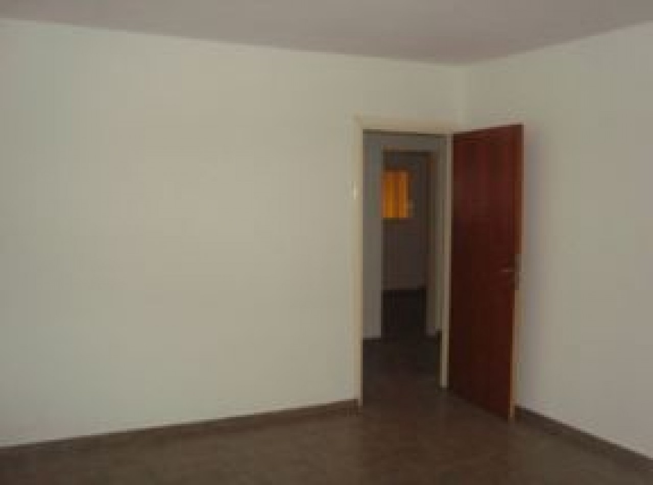CASA EN ALQUILER BARRIO ALTO ALBERDI