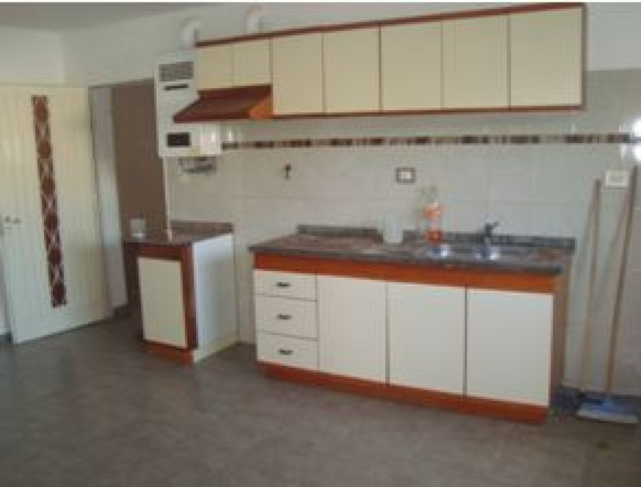 CASA EN ALQUILER BARRIO ALTO ALBERDI