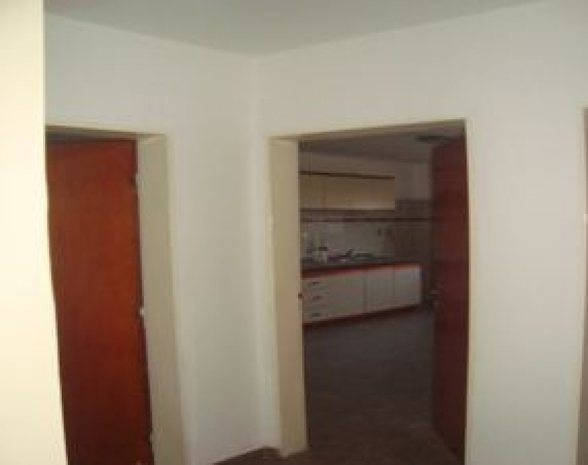 CASA EN ALQUILER BARRIO ALTO ALBERDI