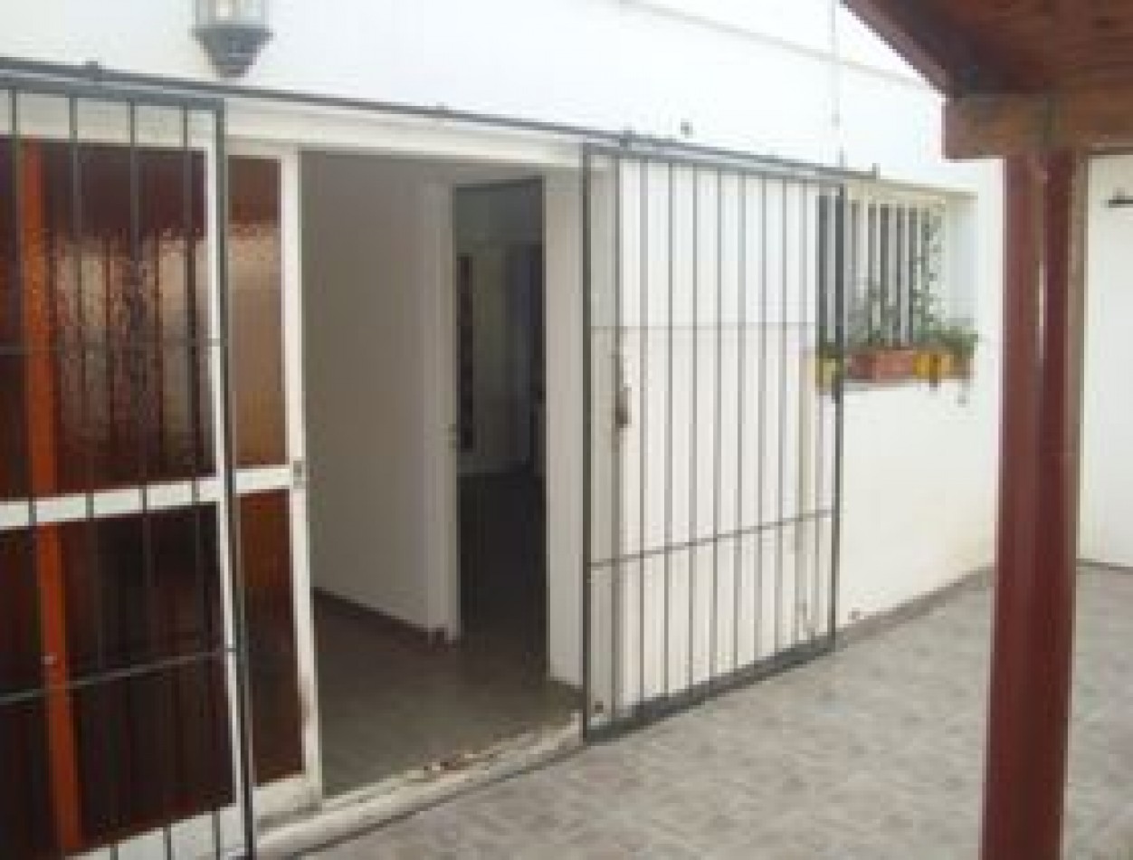 CASA EN ALQUILER BARRIO ALTO ALBERDI